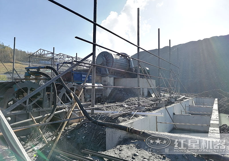 紅星機(jī)器棒磨式制砂機(jī)客戶現(xiàn)場 紅星機(jī)器棒磨式制砂機(jī)客戶現(xiàn)場