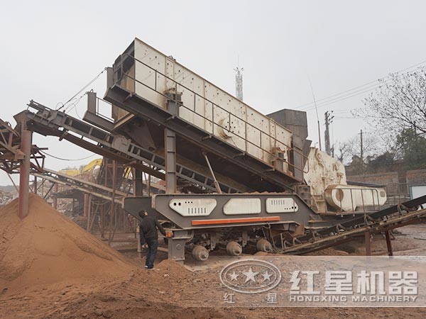 流動型輪胎破碎機(jī)可單獨施工作業(yè)