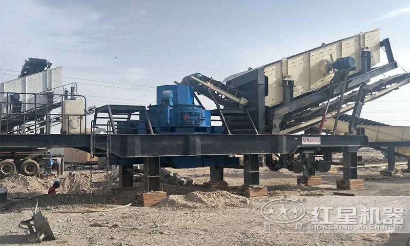 環(huán)保移動制砂機(jī)現(xiàn)場