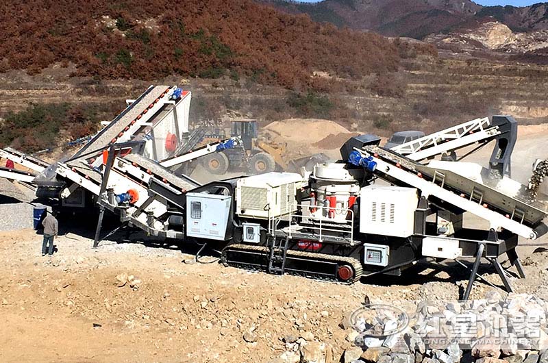 小型移動制砂機多機作業(yè)現場